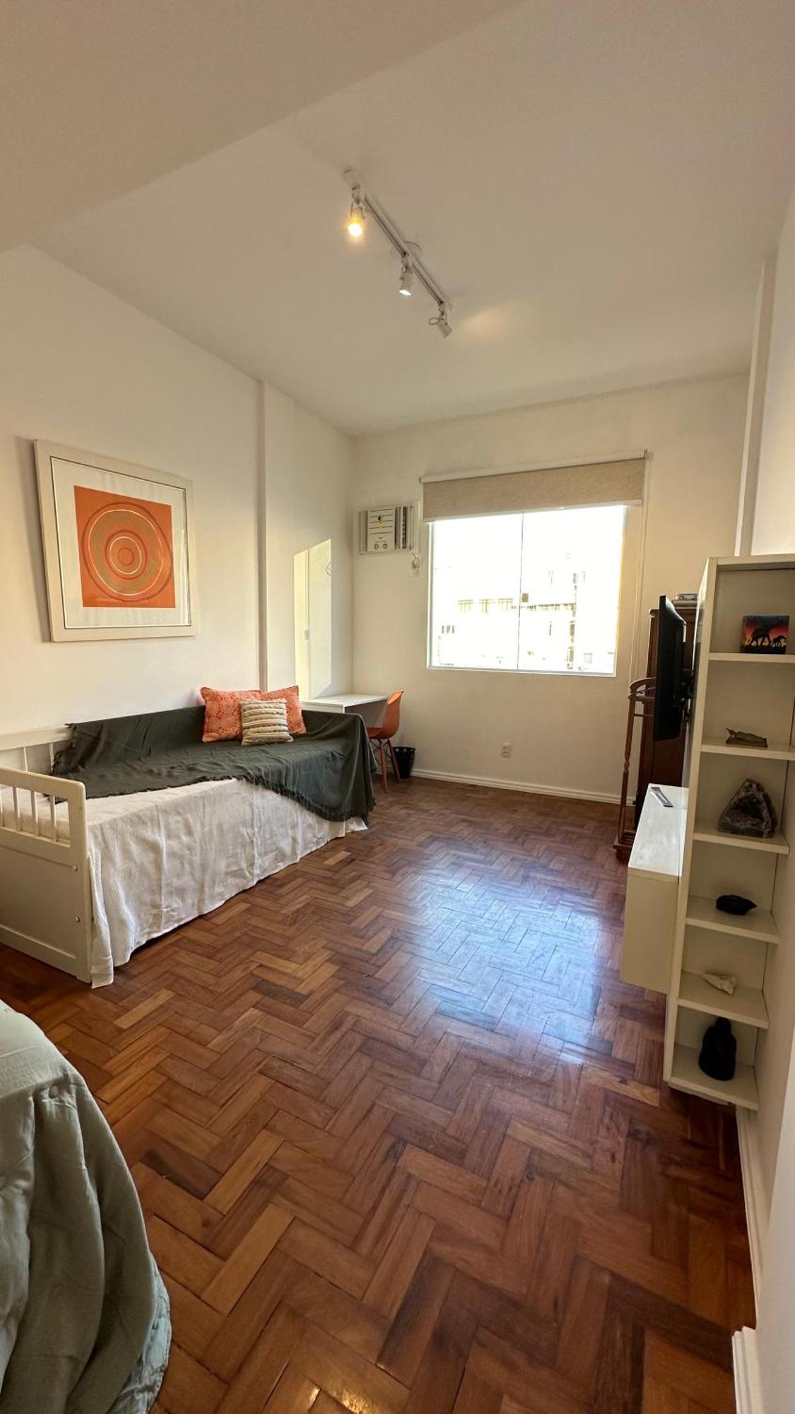 Ipanema A 5 Minutos Da Praia, Entre Arpoador E Leblon Apartamento *